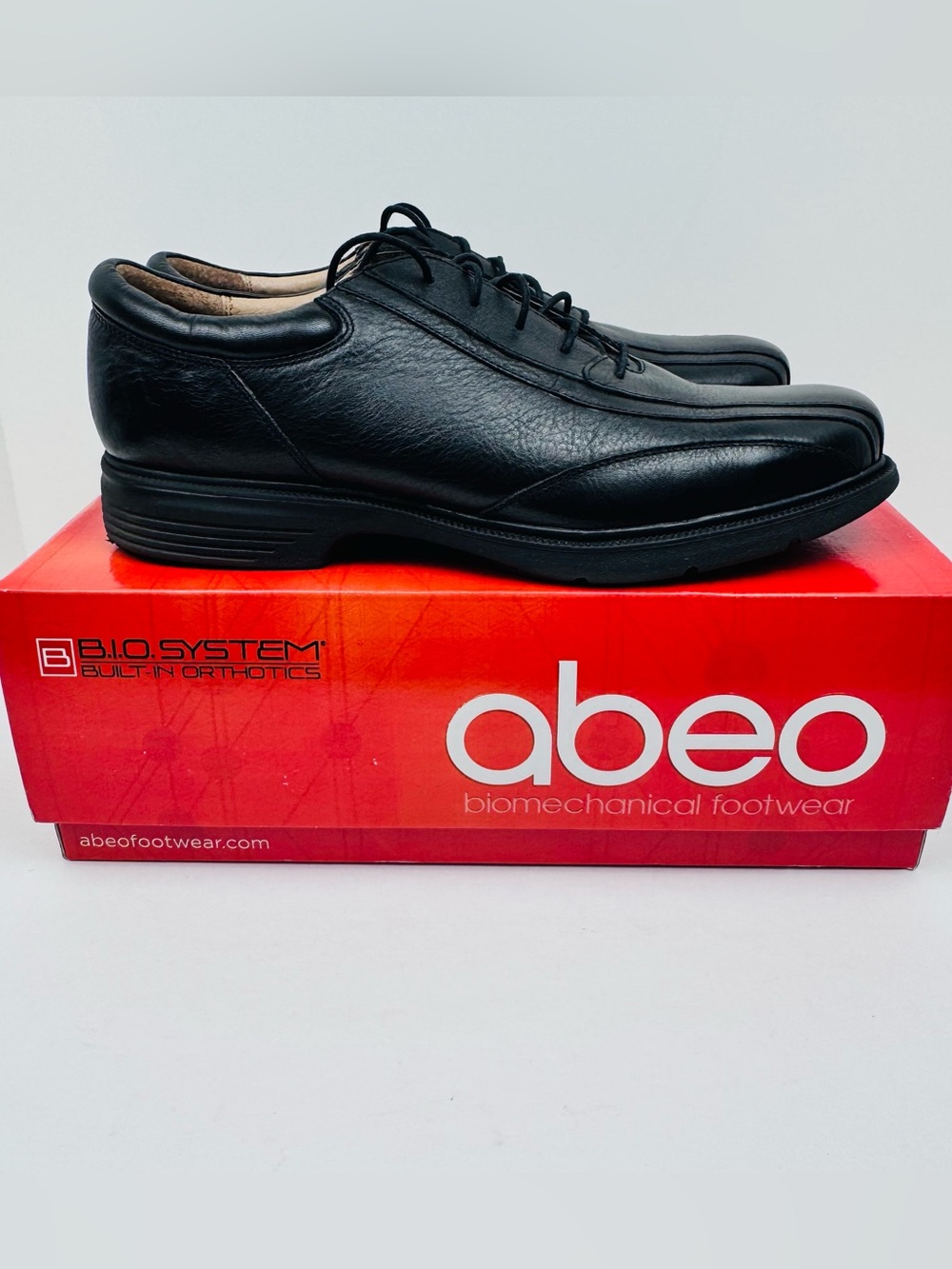 Abeo Landry black leather men's walking oxfords. Size 11.5N. Built in orthotics.